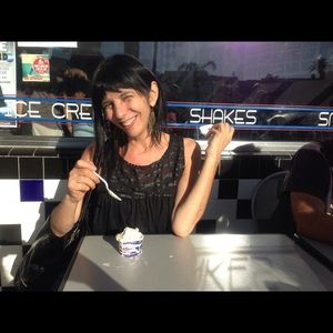 Meet your Posher, Debby